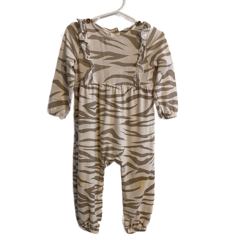 Jessica Simpson Tan and Cream One Piece Size 18 Months